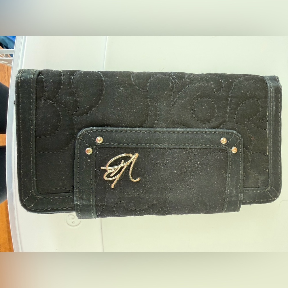 Vera Bradley Black Women's Quilted Clutch with Gold Accent